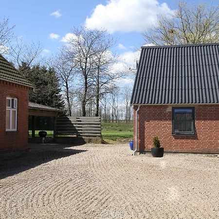 Hukaergaard Bed & Breakfast Ostbirk ภายนอก รูปภาพ