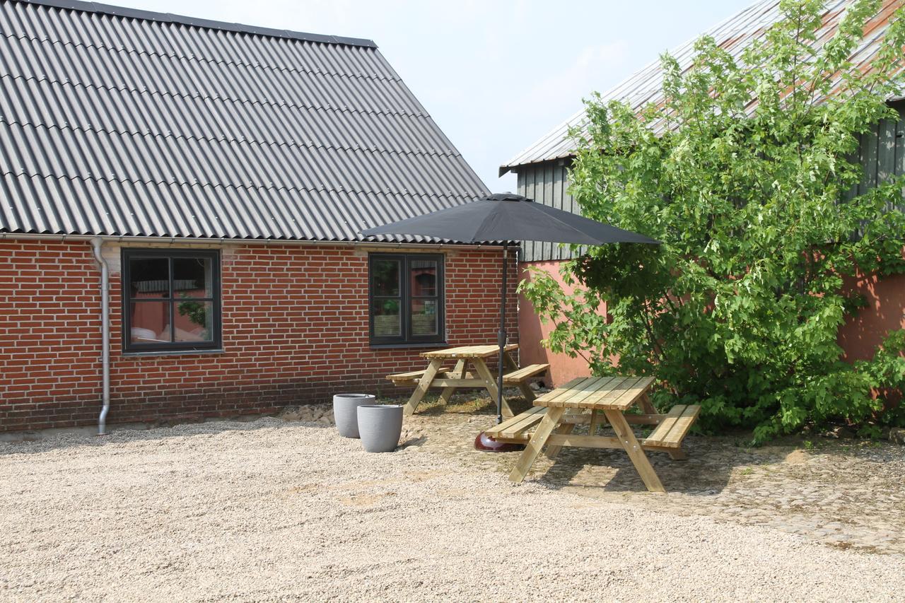 Hukaergaard Bed & Breakfast Ostbirk ภายนอก รูปภาพ